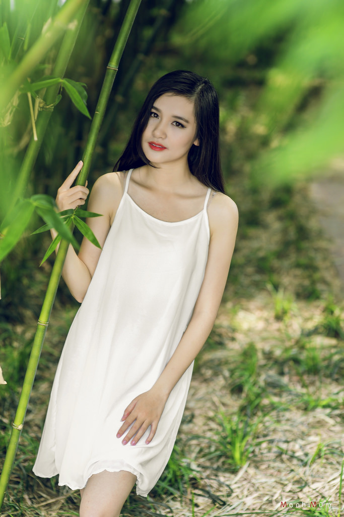 女**荫蒂毛茸视频